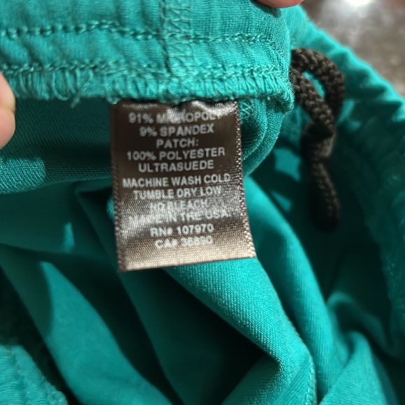 Kerrits riding pants legging material green color kid’s medium - Picture 6 of 6